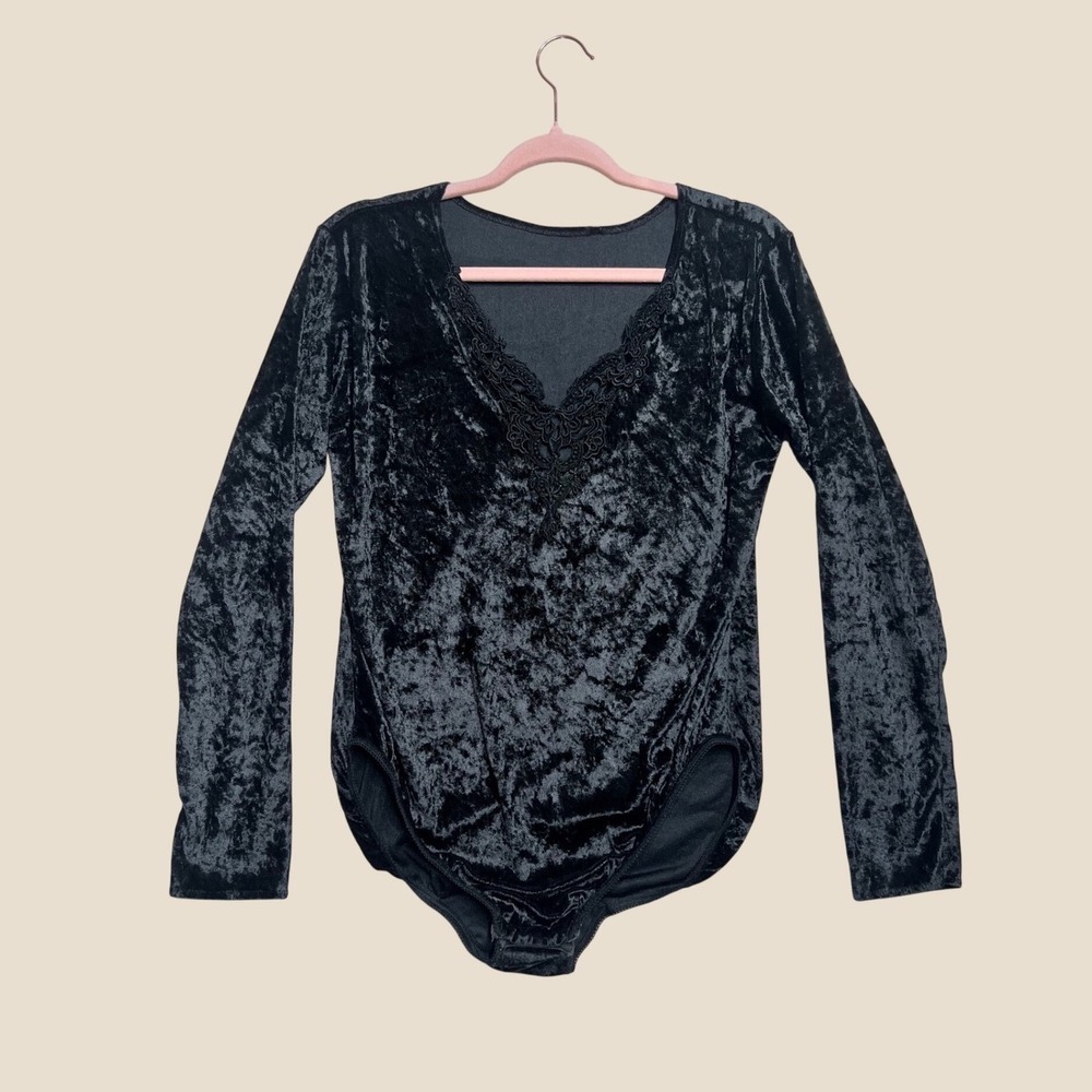 Vintage 80s Crushed Velvet Lace Trim Bodysuit Long Sleeve Leotard Black V-Neck M